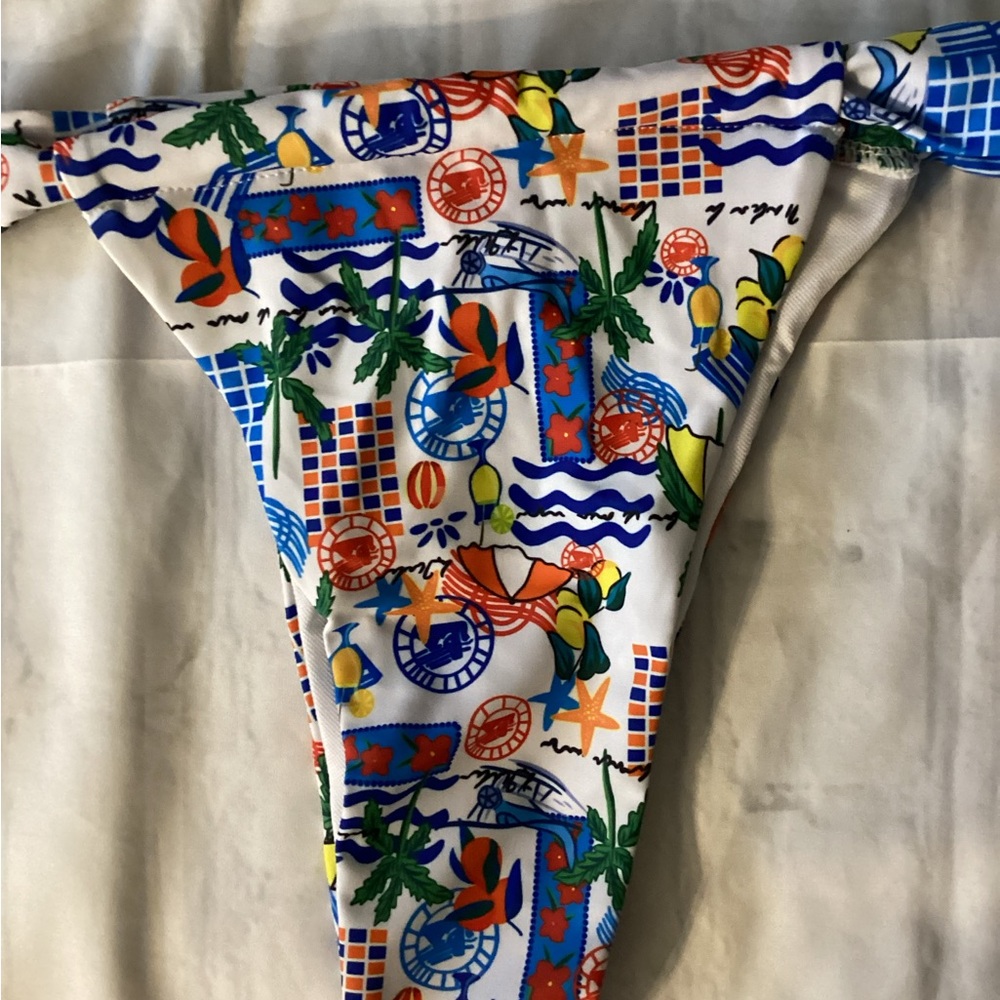 Floral Print Bikini Set (Color: Multi) - Picture 2 of 5